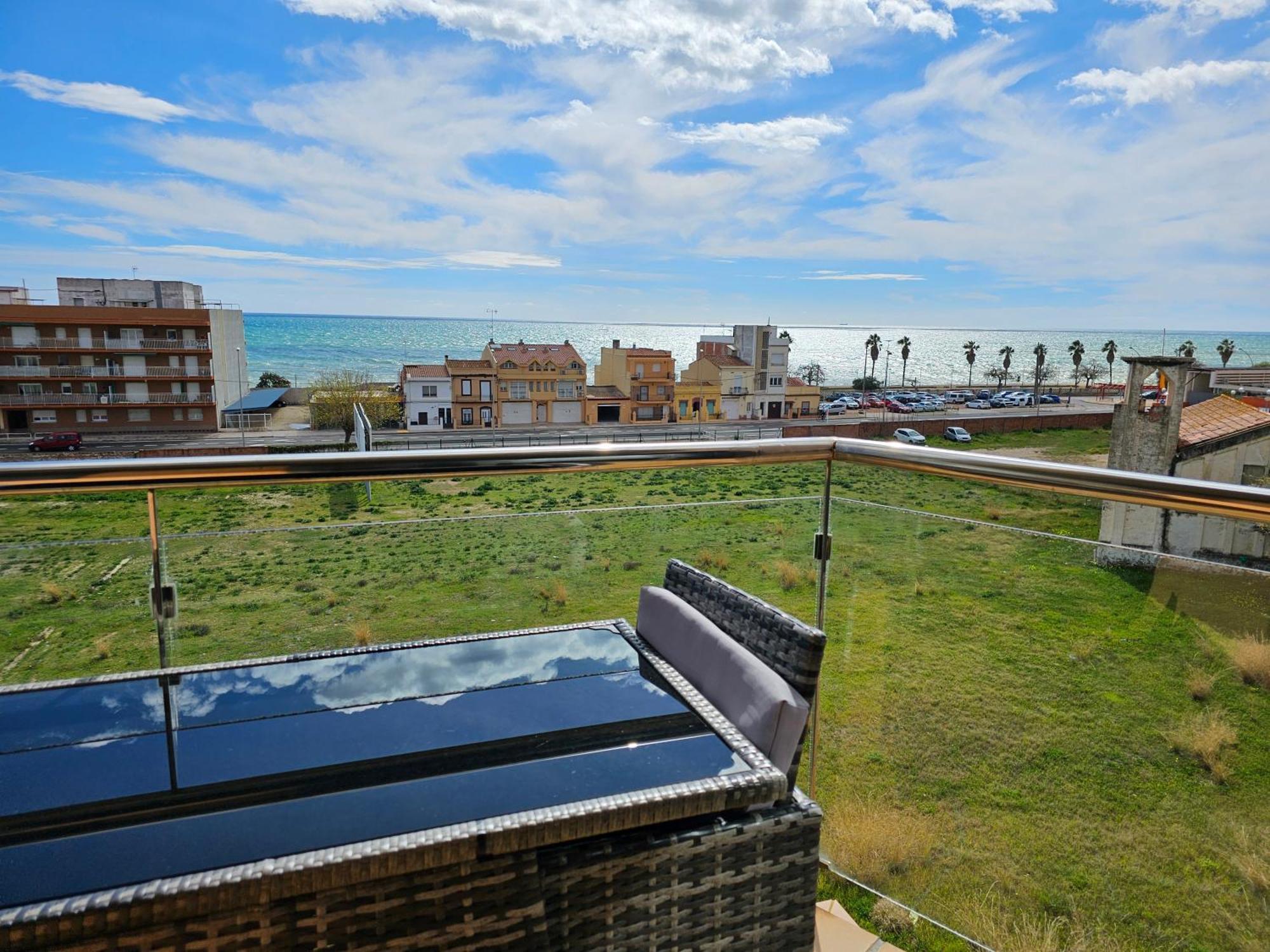 קאנט דה מאר Apartment Beach Front Canet מראה חיצוני תמונה